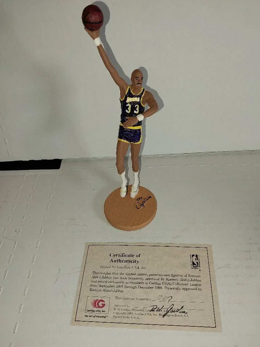 Gartlan USA Kareem Abdul-Jabbar 34 The Captain Figure with Purple Jersey